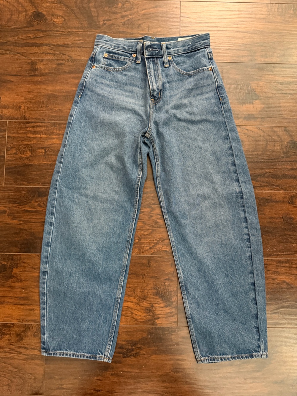 GAP Barrel Leg Jeans